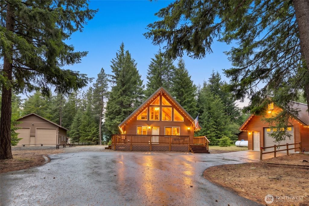 420 Vinegar Bend Road, Ronald, WA 98940