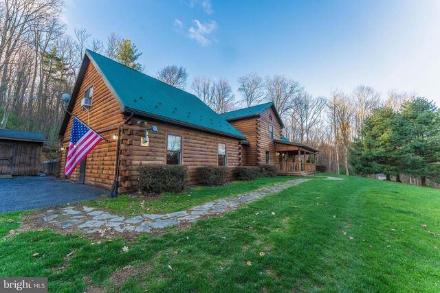 9 IRISH RD, New Bloomfield, PA 17068