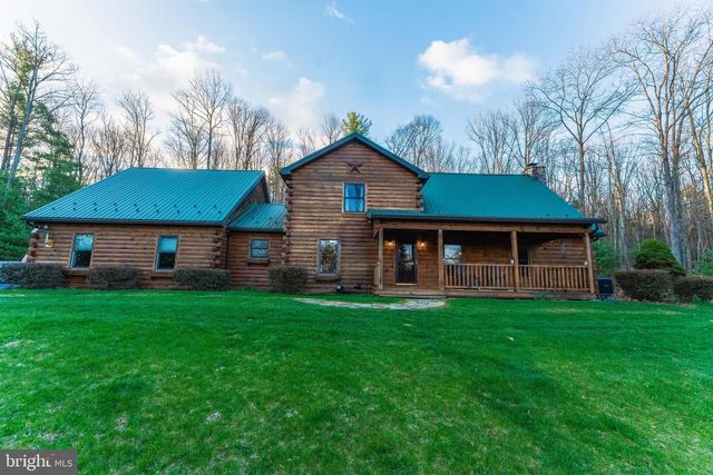 9 IRISH RD, New Bloomfield, PA 17068