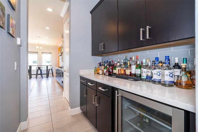 8602 FINSEN STREET, Orlando, FL 32827