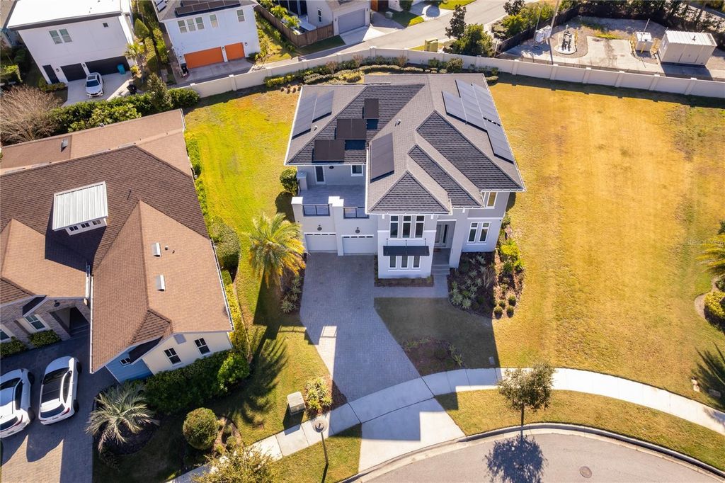 Image 4 of property listing at 8602 FINSEN STREET, Orlando, FL 32827