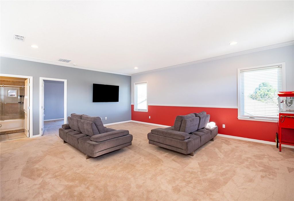 Image 36 of property listing at 8602 FINSEN STREET, Orlando, FL 32827