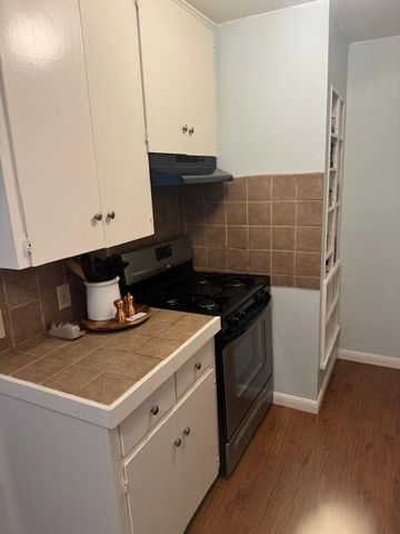 1212 Taulbee LN B, Austin, TX 78757
