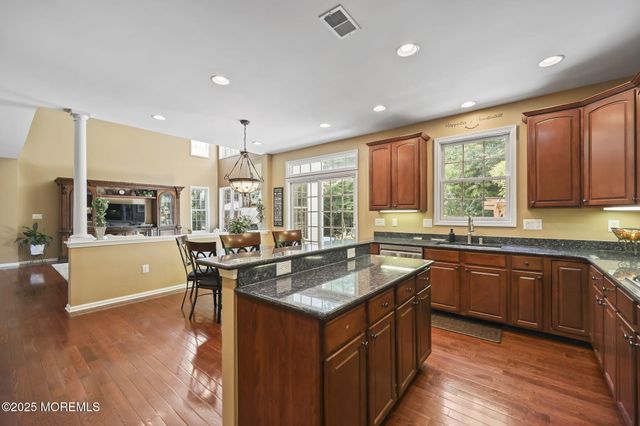 7 Trumbull Court, Jackson, NJ 08527