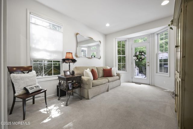 7 Trumbull Court, Jackson, NJ 08527