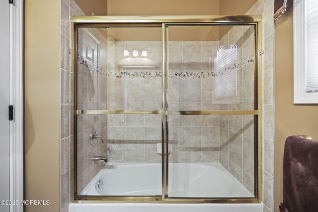 7 Trumbull Court, Jackson, NJ 08527