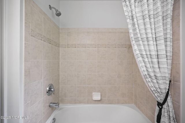 7 Trumbull Court, Jackson, NJ 08527