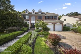 7 Trumbull Court, Jackson, NJ 08527