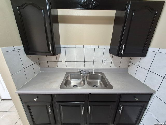 1016 Blanco Rd Apt 104, San Antonio, TX 78212