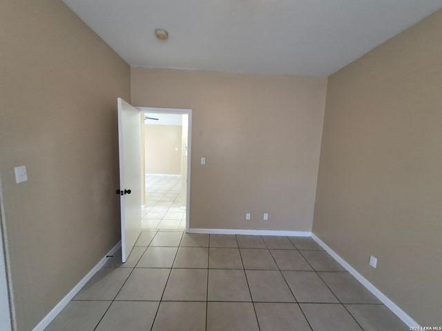 1016 Blanco Rd Apt 104, San Antonio, TX 78212