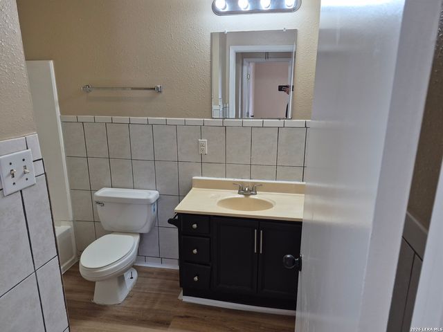1016 Blanco Rd Apt 104, San Antonio, TX 78212