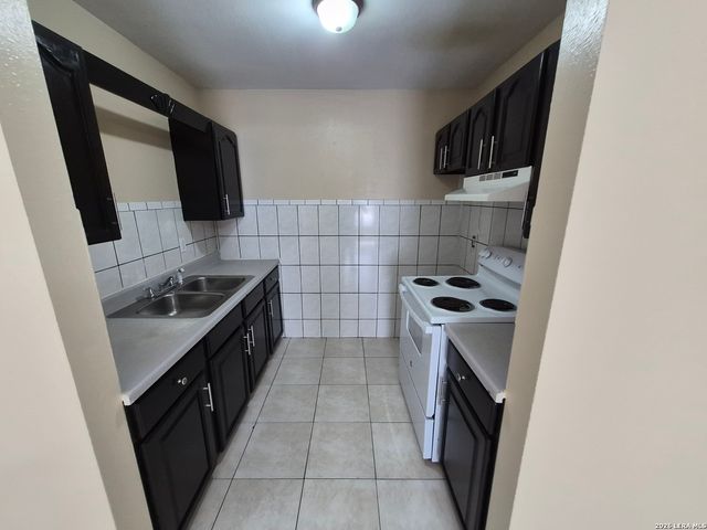 1016 Blanco Rd Apt 104, San Antonio, TX 78212