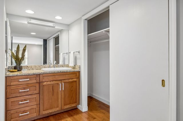 5025 Hillsboro Pike Apt 6D, Nashville, TN 37215