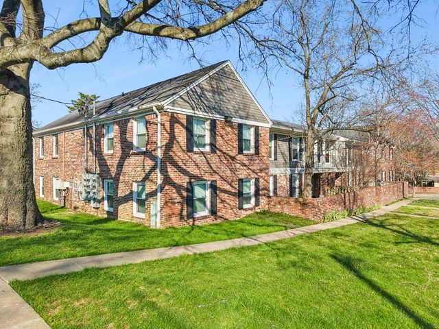 5025 Hillsboro Pike Apt 6D, Nashville, TN 37215