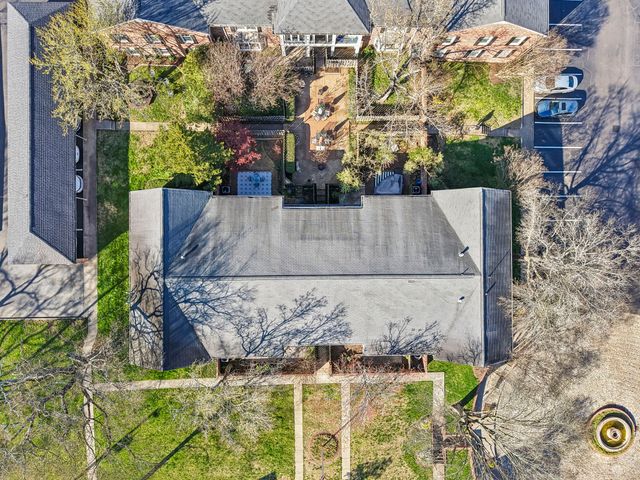 5025 Hillsboro Pike Apt 6D, Nashville, TN 37215