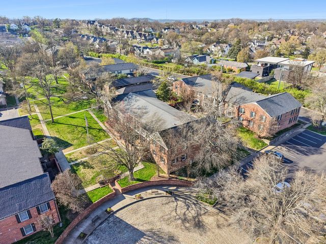 5025 Hillsboro Pike Apt 6D, Nashville, TN 37215