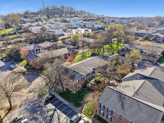5025 Hillsboro Pike Apt 6D, Nashville, TN 37215