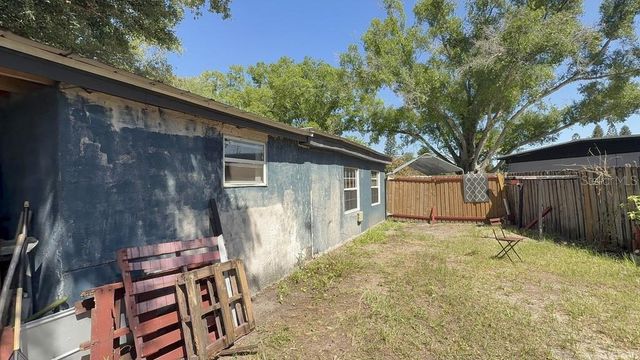8507 LIBBY LANE, Tampa, FL 33619