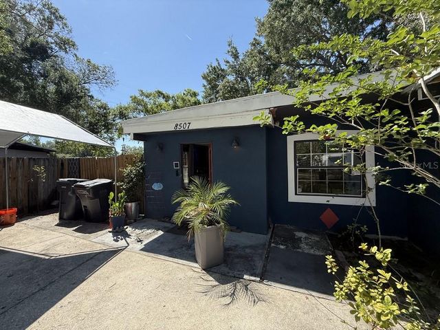 8507 LIBBY LANE, Tampa, FL 33619