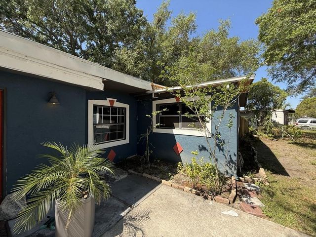 8507 LIBBY LANE, Tampa, FL 33619