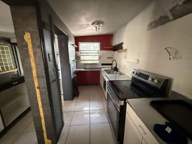 8507 LIBBY LANE, Tampa, FL 33619
