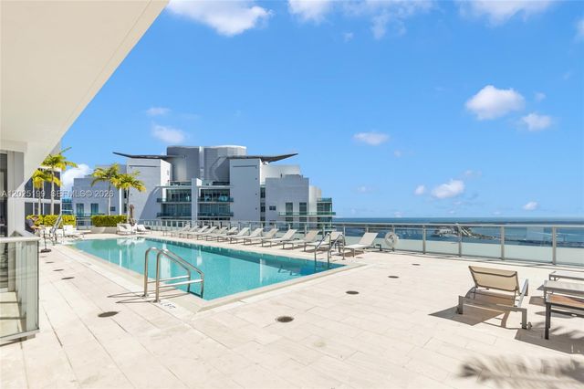 1300 Brickell Bay Dr 3408, Miami, FL 33131