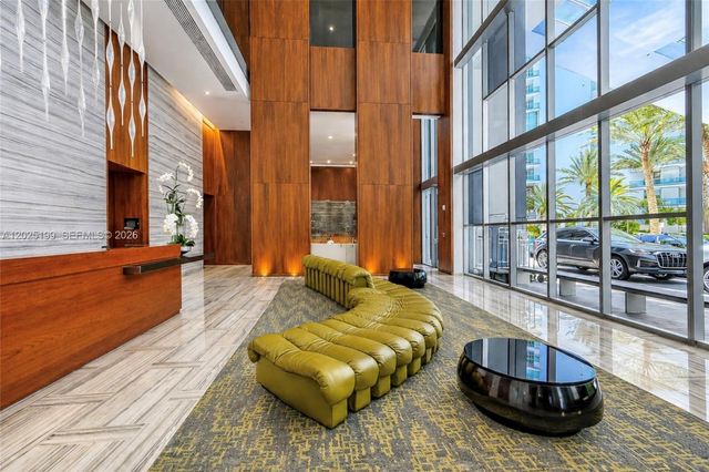 1300 Brickell Bay Dr 3408, Miami, FL 33131