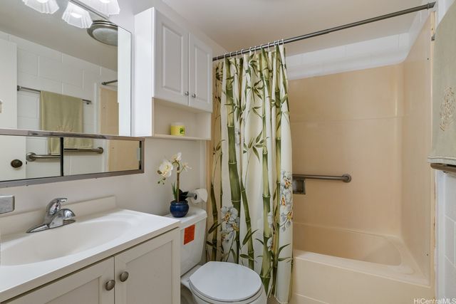 95-015 Kuahelani Avenue 218, Mililani, HI 96789