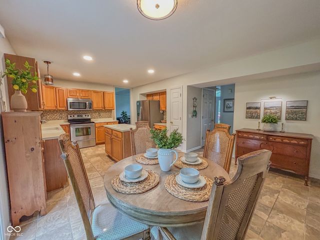 6477 Apple Cider Way, Avon, IN 46123