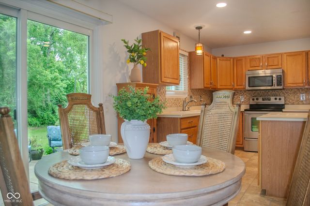 6477 Apple Cider Way, Avon, IN 46123