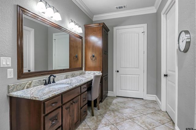 17325 CR 134- Beddingfield, Flint, TX 75762