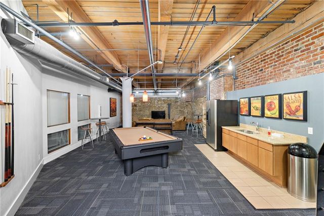 308 W 8th Street 201, Kansas City, MO 64105