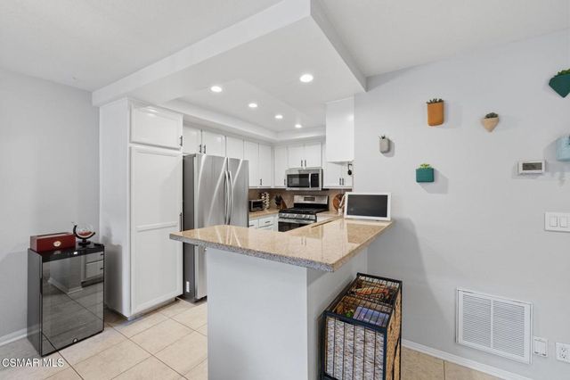 228 Hill Ranch Drive, Thousand Oaks, CA 91362
