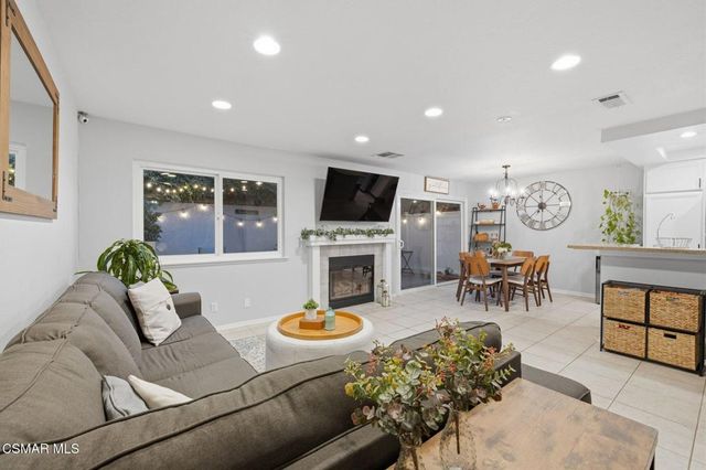 228 Hill Ranch Drive, Thousand Oaks, CA 91362