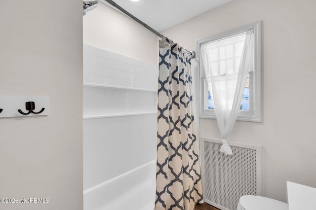 633 Agnes Avenue, Brielle, NJ 08730