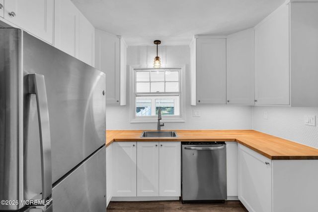 633 Agnes Avenue, Brielle, NJ 08730