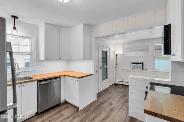 633 Agnes Avenue, Brielle, NJ 08730