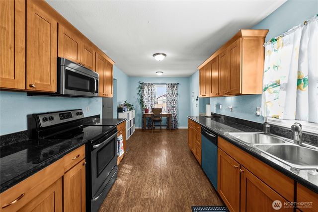 810 98th Street S, Tacoma, WA 98501