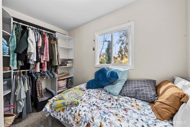 810 98th Street S, Tacoma, WA 98501