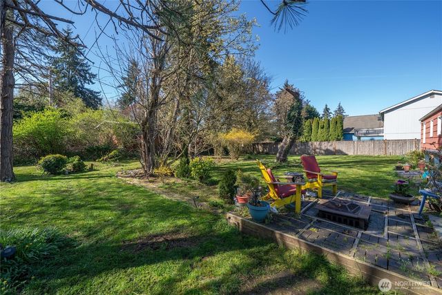 810 98th Street S, Tacoma, WA 98501