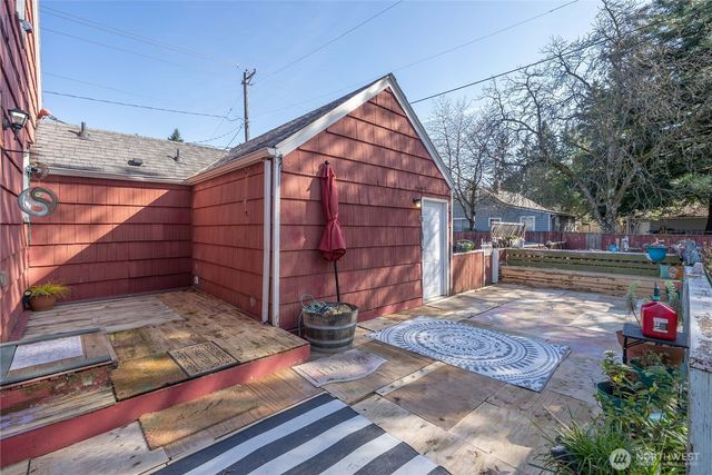 810 98th Street S, Tacoma, WA 98501