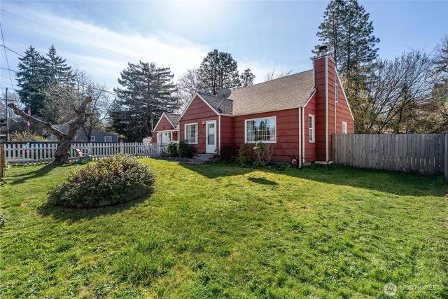 810 98th Street S, Tacoma, WA 98501