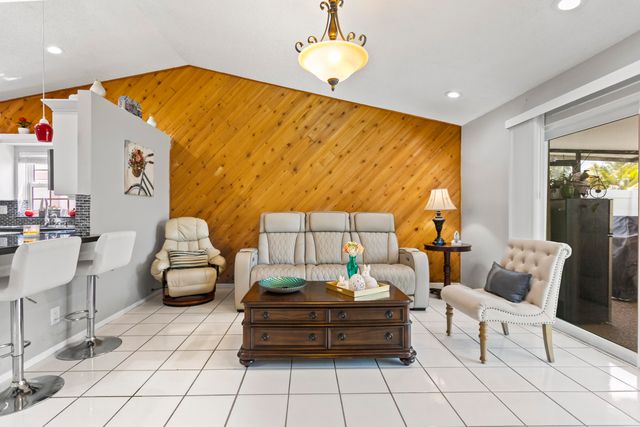 8620 NW 48th Street, Lauderhill, FL 33351