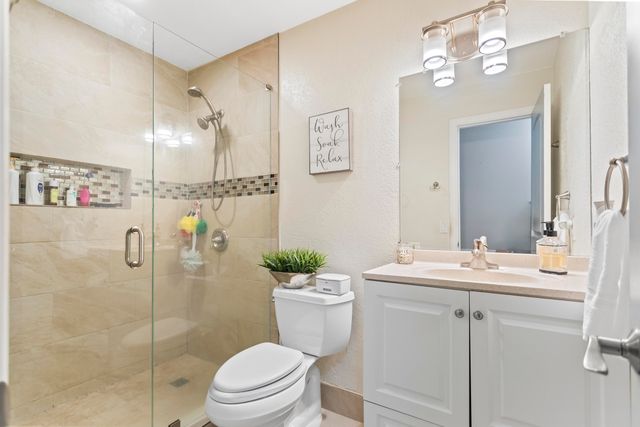 8620 NW 48th Street, Lauderhill, FL 33351