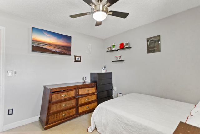 8620 NW 48th Street, Lauderhill, FL 33351