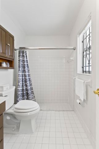 8620 NW 48th Street, Lauderhill, FL 33351