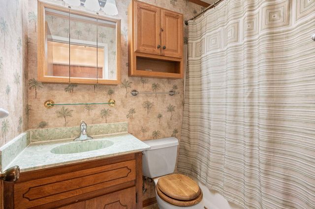 1045 Juniper Avenue, Niceville, FL 32578