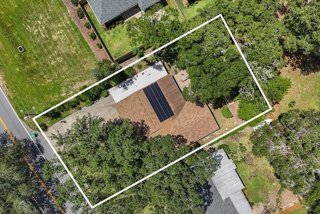 1045 Juniper Avenue, Niceville, FL 32578