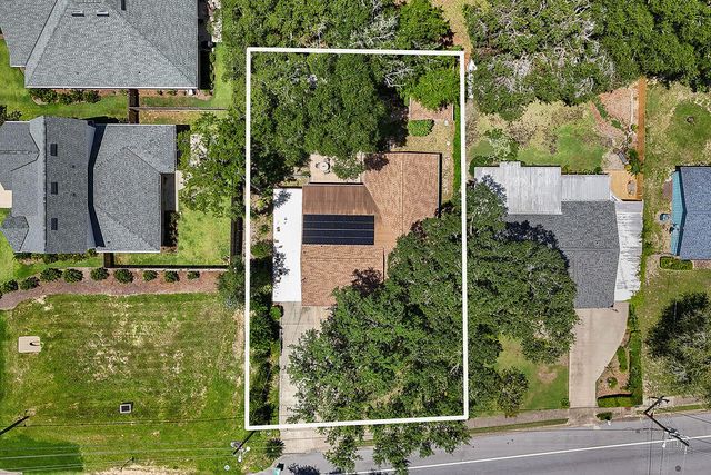 1045 Juniper Avenue, Niceville, FL 32578