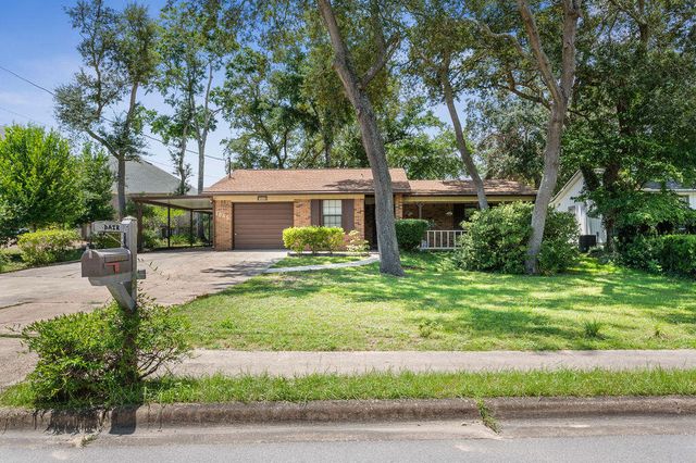 1045 Juniper Avenue, Niceville, FL 32578